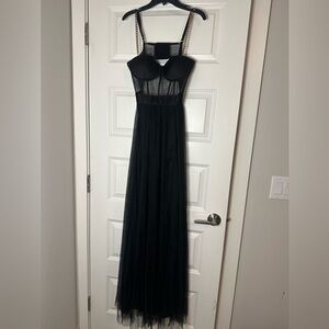 Windsor Black Maxi Dress